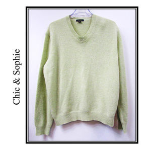 Lambswool V-Neck Long Sleeve Mint Green Sweater